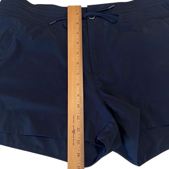 Athleta Navy Blue Hudson Snap Closure Drawstring Boardshorts Size 16 - Picture 10 of 11